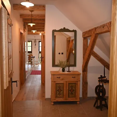 Slo-etno House Gostece-vintage Apartma Daire *