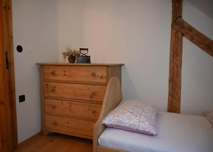 Slo-etno House Gostece-vintage Apartma מוזירייה