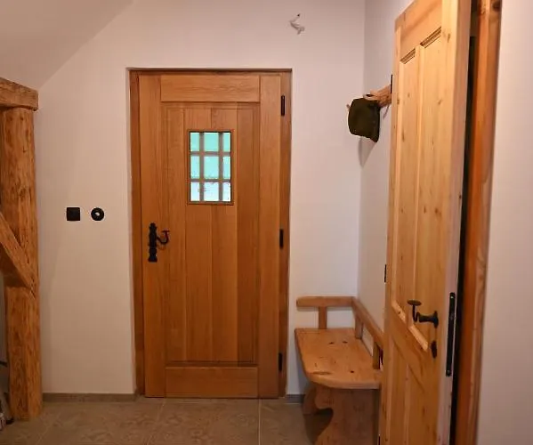 דירה Slo-etno House Gostece-vintage Apartma מוזירייה