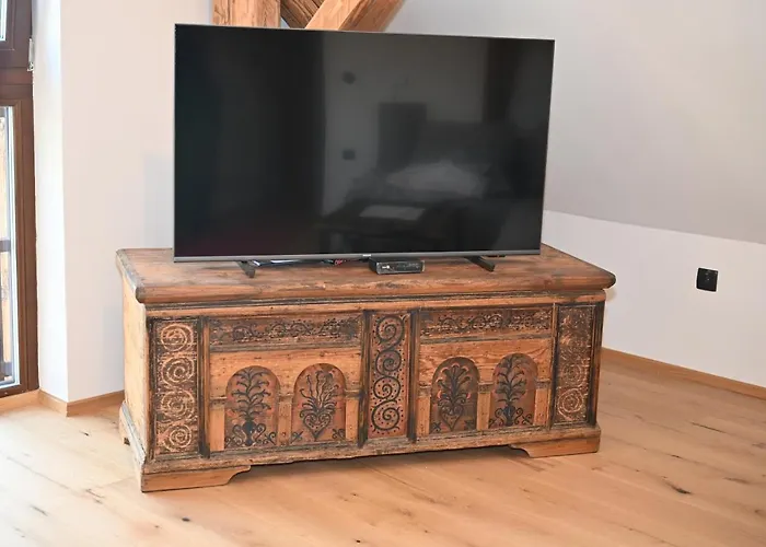 דירה Slo-etno House Gostece-vintage Apartma מוזירייה