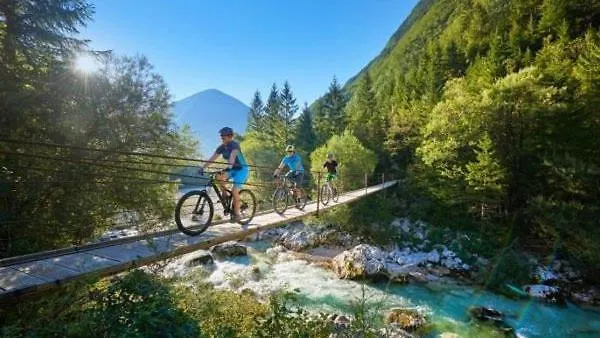 דירה Slo-etno House Gostece-vintage Apartma *